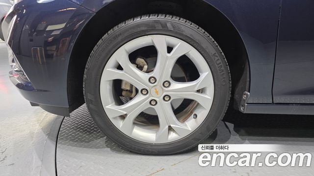 Chevrolet Cruze 1.4 Turbo LT Deluxe 2017 — фото 5
