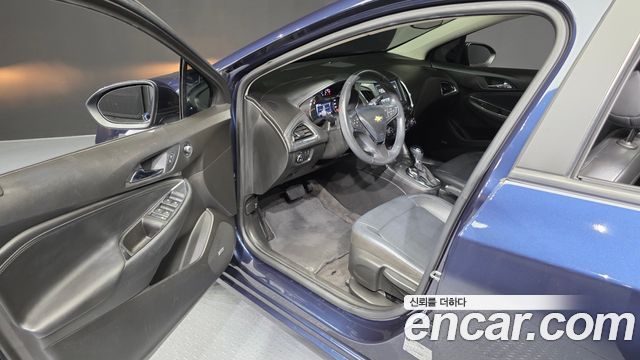 Chevrolet Cruze 1.4 Turbo LT Deluxe 2017 — фото 10