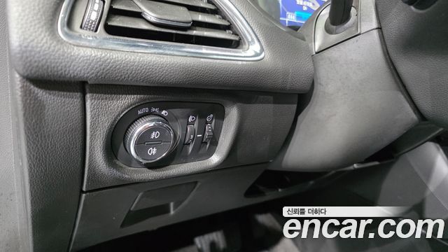 Chevrolet Cruze 1.4 Turbo LT Deluxe 2017 — фото 14