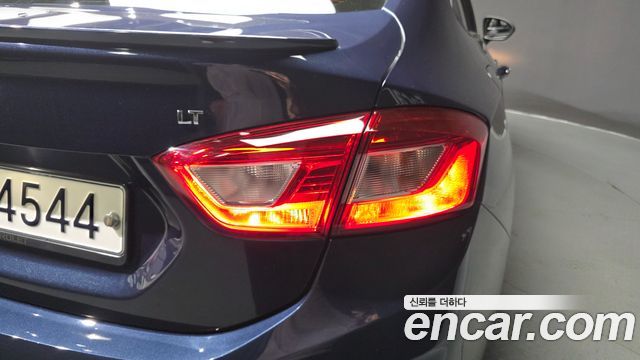 Chevrolet Cruze 1.4 Turbo LT Deluxe 2017 — фото 23