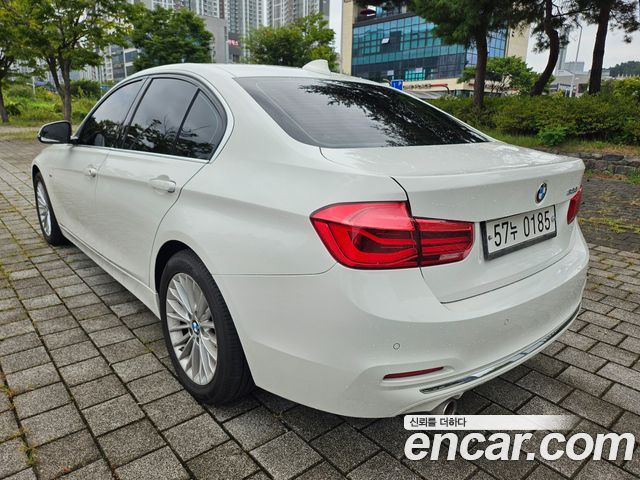 BMW 3 Series (F30) 320i Luxury 2016 — фото 6