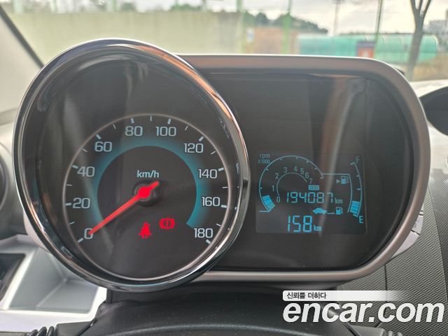 Chevrolet Spark LPG LT Standard 2014 — фото 9