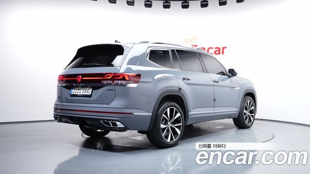 Volkswagen Atlas 2.0 TSI R-LINE 6-Seater 2026 — фото 2