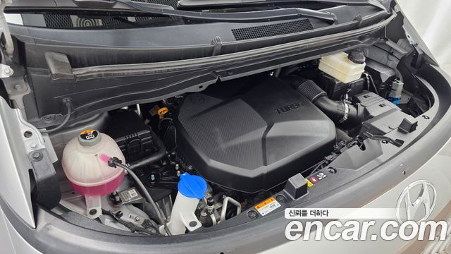 Hyundai Staria Cargo 5-Seater Modern 2023 — фото 6