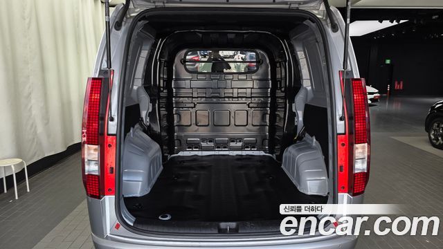 Hyundai Staria Cargo 5-Seater Modern 2023 — фото 20