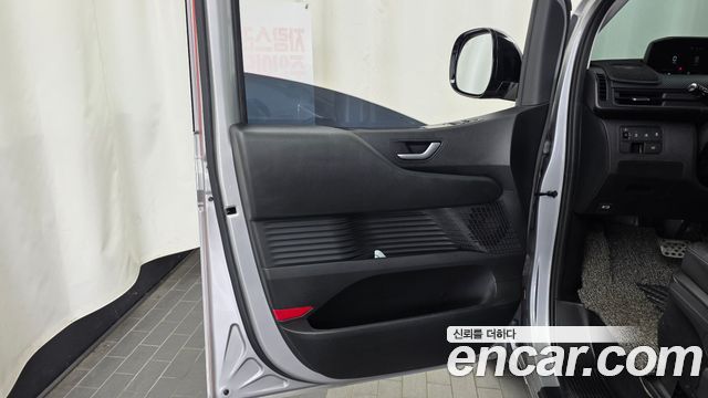Hyundai Staria Cargo 5-Seater Modern 2023 — фото 24