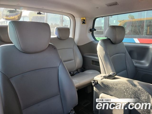 Hyundai Grand Starex School Bus LPi 2019 — фото 15