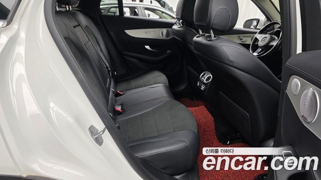 Mercedes-Benz GLC-Class (X253) GLC350e 4MATIC AMG Line 2019 — фото 11