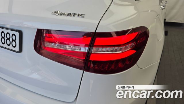 Mercedes-Benz GLC-Class (X253) GLC350e 4MATIC AMG Line 2019 — фото 23