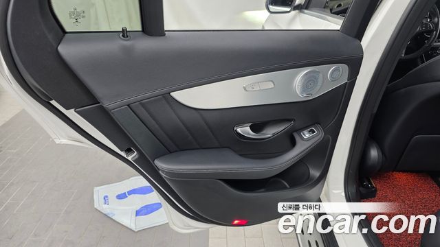 Mercedes-Benz GLC-Class (X253) GLC350e 4MATIC AMG Line 2019 — фото 25