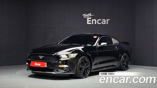 Ford Mustang Coupe 2017 — фото 1