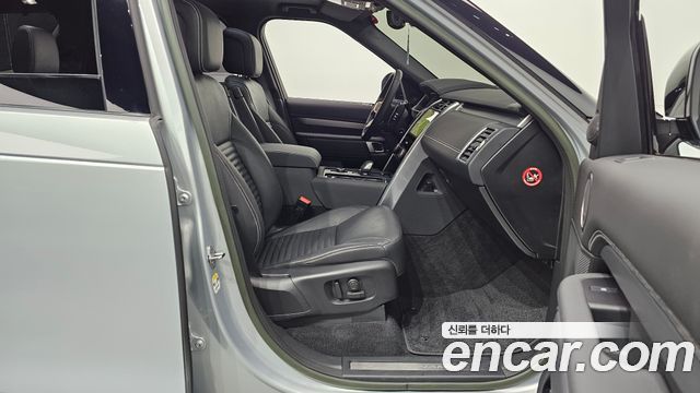 Land Rover Discovery 5 P360 R-Dynamic SE 2023 — фото 26
