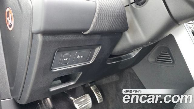 Land Rover Discovery 5 P360 R-Dynamic SE 2023 — фото 29