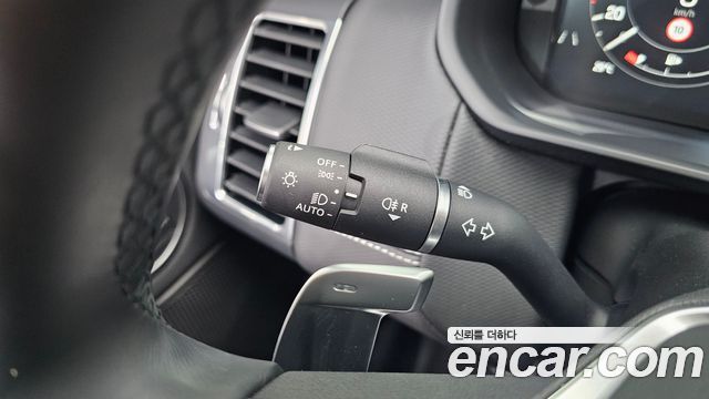 Land Rover Discovery 5 P360 R-Dynamic SE 2023 — фото 32