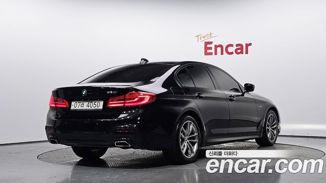 BMW 5 Series (G30) 530i M Sport Package Plus 2017 — фото 2
