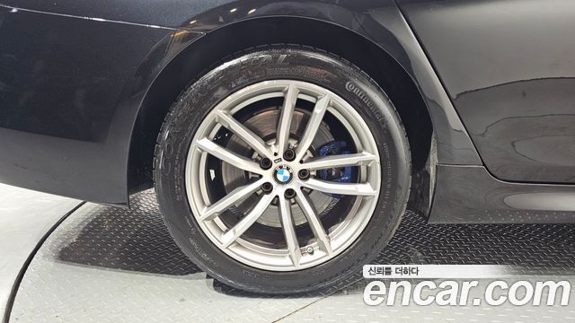 BMW 5 Series (G30) 530i M Sport Package Plus 2017 — фото 5