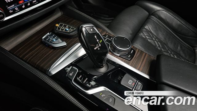BMW 5 Series (G30) 530i M Sport Package Plus 2017 — фото 9