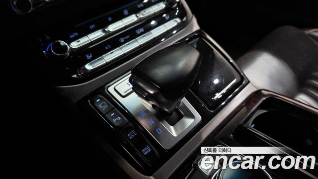 Genesis EQ900 3.8 GDI AWD Premium Luxury 2016 — фото 9