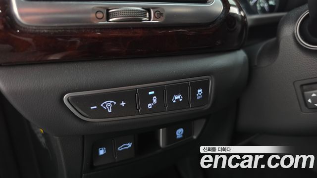 Genesis EQ900 3.8 GDI AWD Premium Luxury 2016 — фото 18