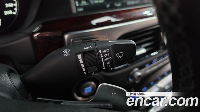 Genesis EQ900 3.8 GDI AWD Premium Luxury 2016 — фото 20