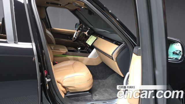 Land Rover Range Rover (V) P530 Autobiography Long Wheel Base 2023 — фото 11