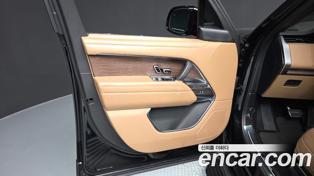 Land Rover Range Rover (V) P530 Autobiography Long Wheel Base 2023 — фото 24