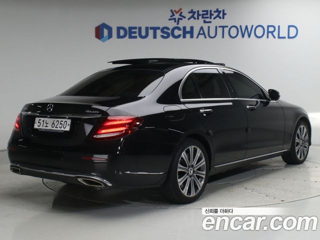 Mercedes-Benz E-Class (W213) E450 4MATIC Exclusive 2019 — фото 3