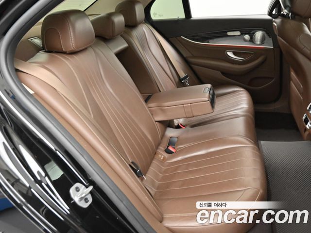 Mercedes-Benz E-Class (W213) E450 4MATIC Exclusive 2019 — фото 16
