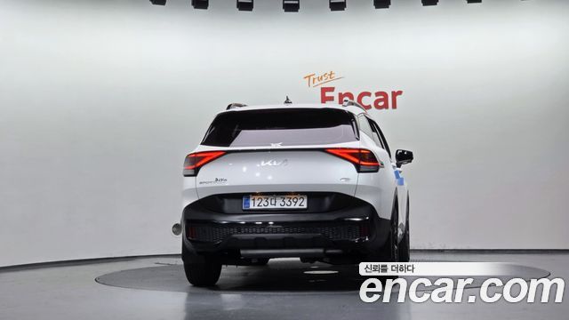 Kia Sportage Hybrid (V) 30Th Edition 2WD 2024 — фото 4