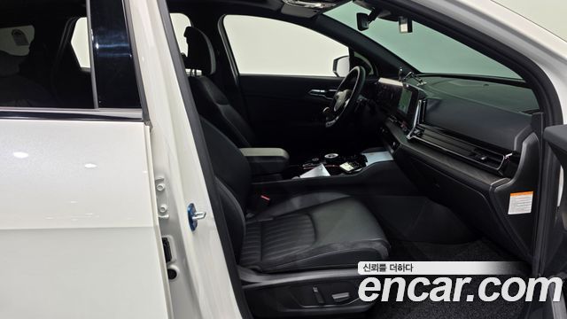 Kia Sportage Hybrid (V) 30Th Edition 2WD 2024 — фото 11