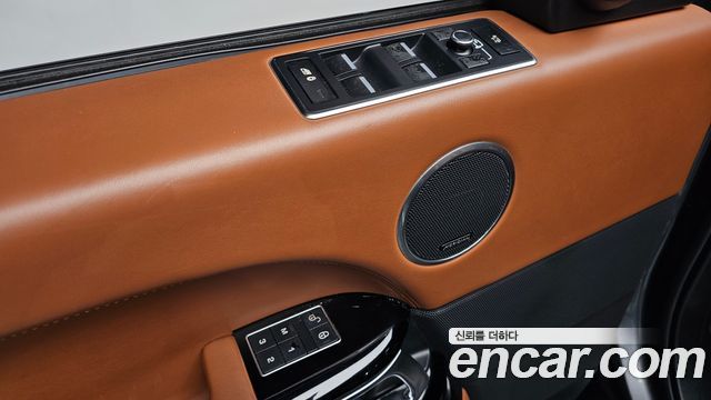 Land Rover Range Rover (IV) 5.0 SC AB 2014 — фото 18