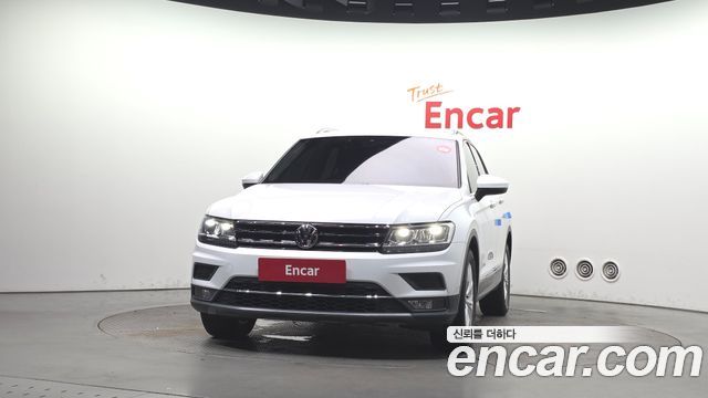 Volkswagen Tiguan (II) 2.0 TDI Premium 2020 — фото 3
