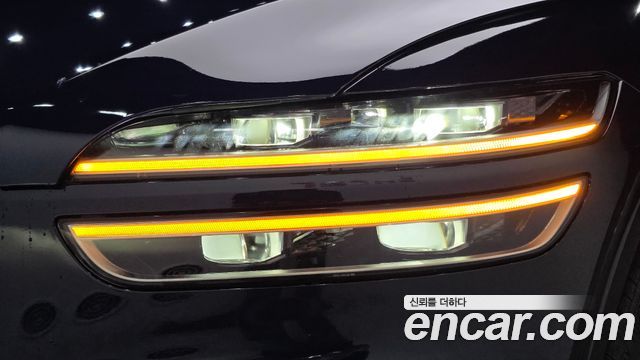 Genesis GV70 2.5T Gasoline AWD 2023 — фото 28