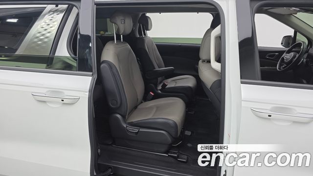 Kia Carnival (IV) Diesel 9-Seater Noblesse 2025 — фото 11