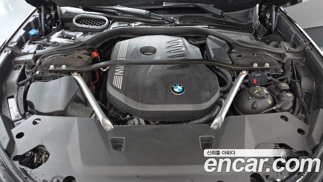 BMW 7 Series (G70) 740i sDrive M Sport 2023 — фото 6