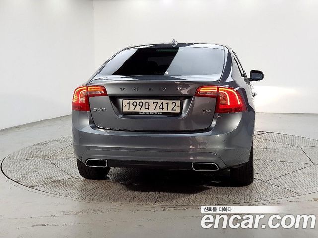 Volvo S60 D4 2nd 2018 — фото 3