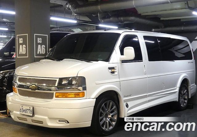 Chevrolet Express Van 6.0 2019 — фото 2
