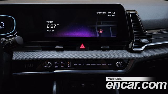 Kia Sportage (V) Diesel 2.0 2WD Prestige 2022 — фото 19