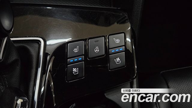 Kia Sportage (V) Diesel 2.0 2WD Prestige 2022 — фото 22
