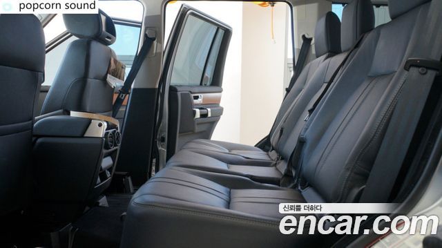 Land Rover Discovery 4 3.0 SDV6 SE 2014 — фото 5