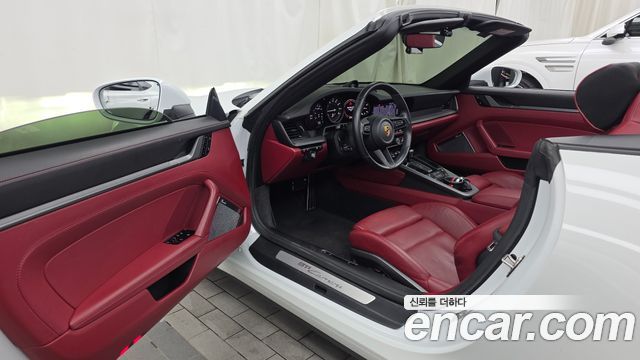 Porsche 911 (992) Carrera Cabriolet 2021 — фото 10