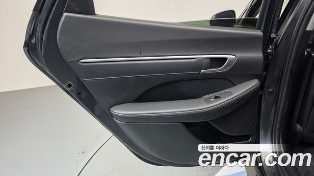 Hyundai Sonata The Edge Hybrid (DN8) Exclusive 2025 — фото 25