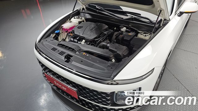Hyundai Grandeur (GN7) 2,5 Gasoline 2WD Premium 2023 — фото 6