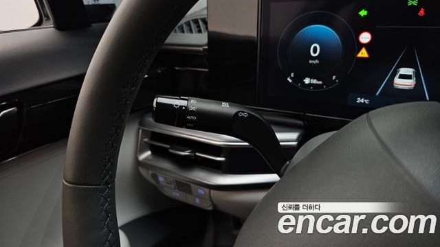 Hyundai Grandeur (GN7) 2,5 Gasoline 2WD Premium 2023 — фото 20