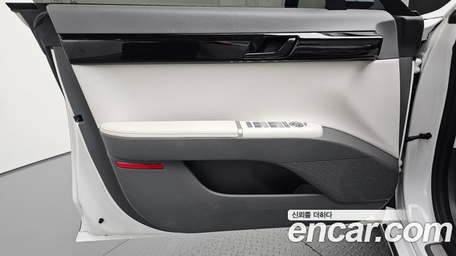 Hyundai Grandeur (GN7) 2,5 Gasoline 2WD Premium 2023 — фото 24