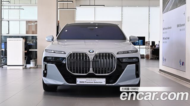 BMW 7 Series (G70) 740i xDrive M Sport 2026 — фото 2