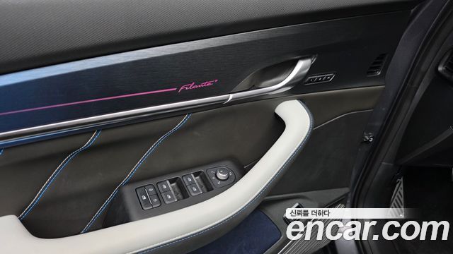 Renault Korea Filante 1.5 E-Tech Esprit Alpine 2WD 2027 — фото 37