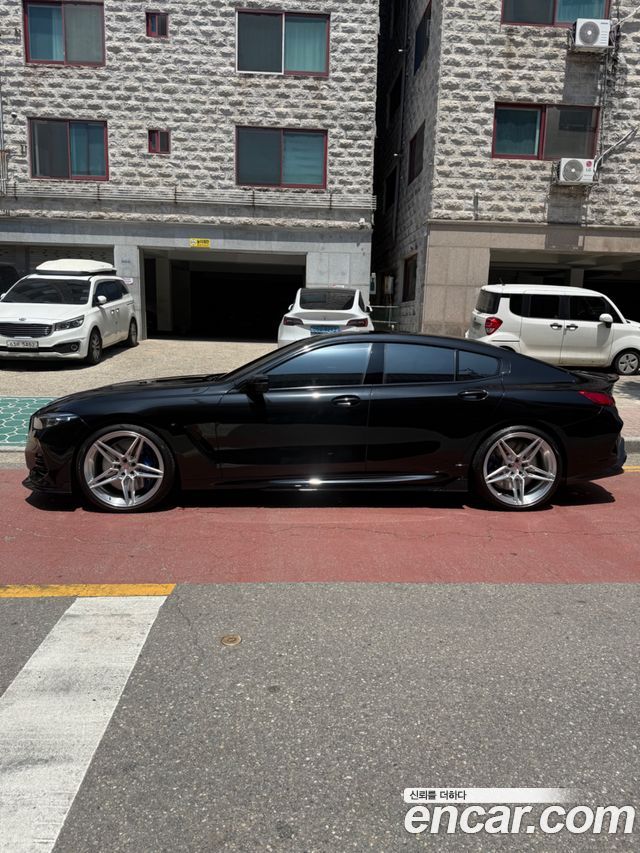 BMW 8 Series (G15) M850i xDrive Gran Coupe 2024 — фото 17