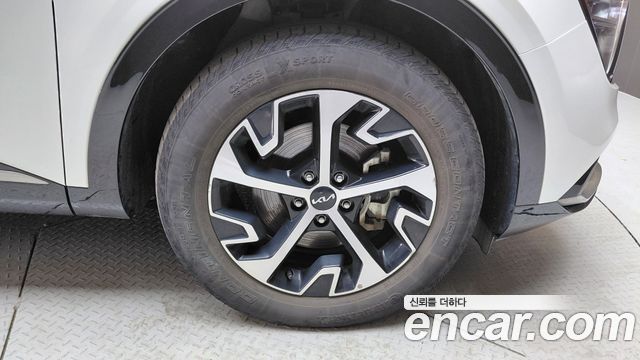 Kia Sportage Hybrid (V) Nobleless 2WD 2023 — фото 5