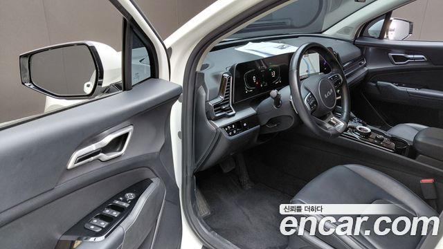 Kia Sportage Hybrid (V) Nobleless 2WD 2023 — фото 10